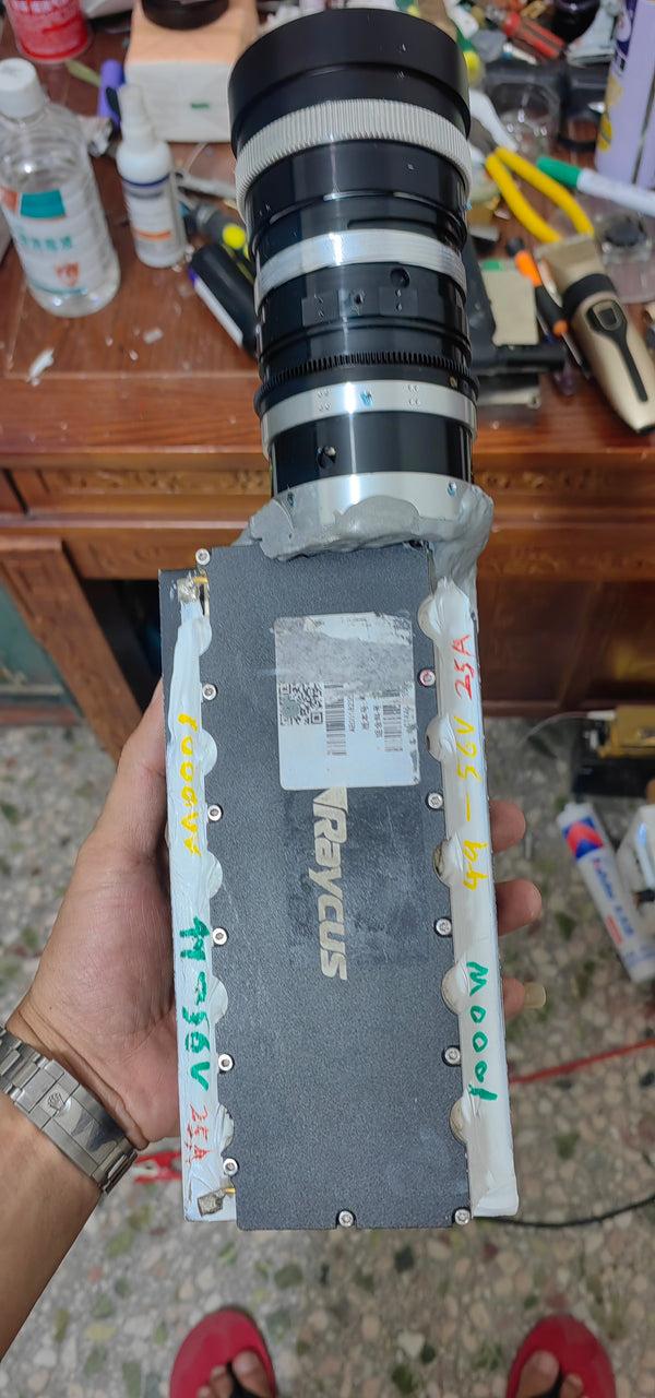 1000 W laser launcher (Without battery, can be shipped worldwide), need your own (DC 56V, 25A). Range 50m.